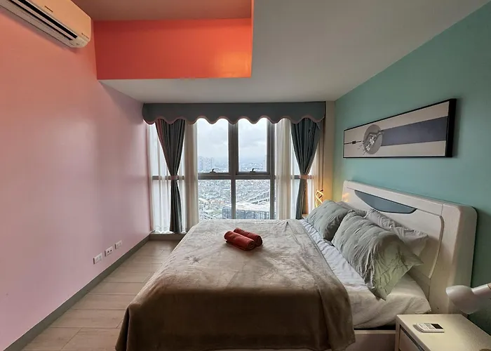 3br Uptown Bgc-43floor View Near Malls And Restaurants *