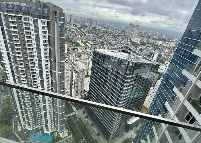 Apartamento 3br Uptown Bgc-43floor View Near Malls And Restaurants