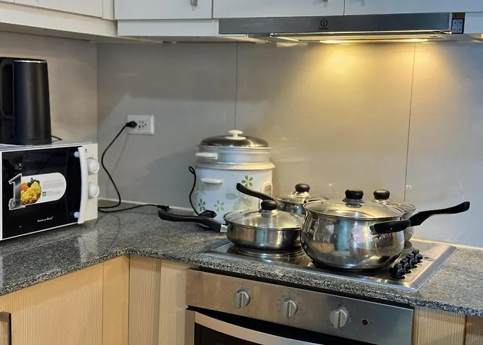 3br Uptown Bgc-43floor View Near Malls And Restaurants Apartamento Manila