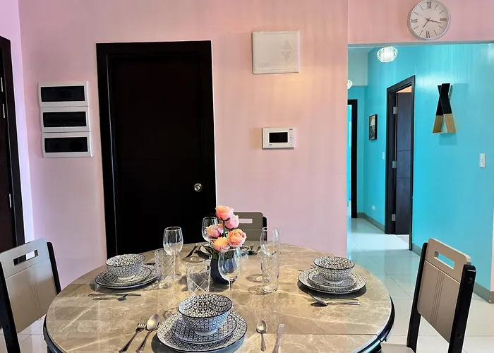 3br Uptown Bgc-43floor View Near Malls And Restaurants *