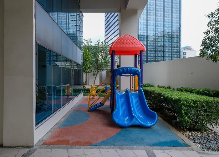 3br Uptown Bgc-43floor View Near Malls And Restaurants Apartamento Manila