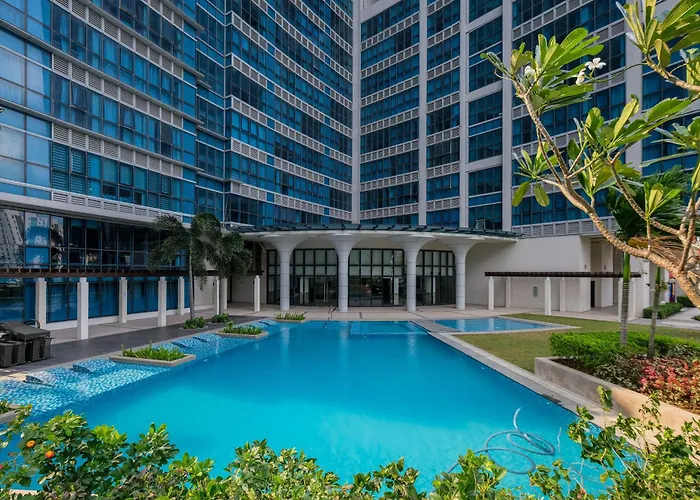 3br Uptown Bgc-43floor View Near Malls And Restaurants *