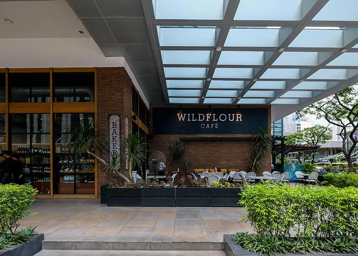 3br Uptown Bgc-43floor View Near Malls And Restaurants Apartamento Manila
