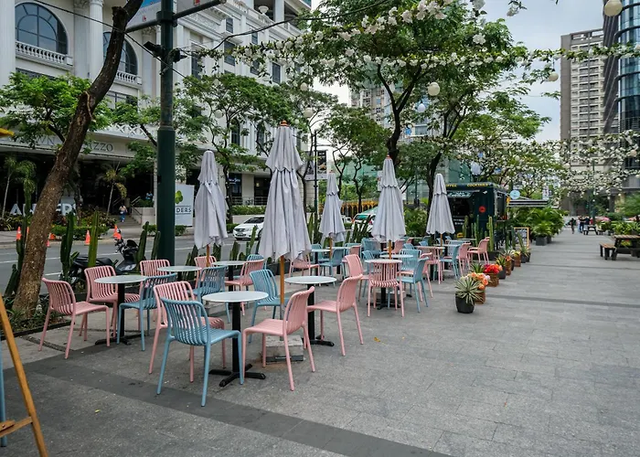 3br Uptown Bgc-43floor View Near Malls And Restaurants *