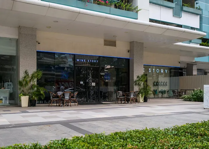 3br Uptown Bgc-43floor View Near Malls And Restaurants
